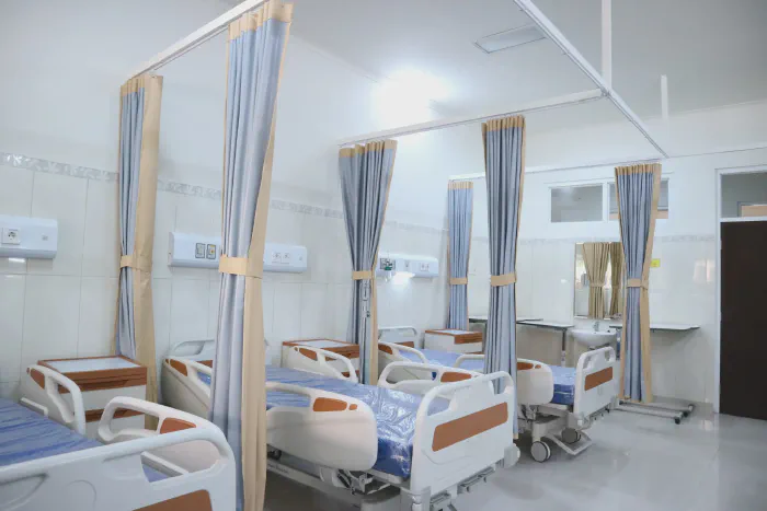 Urgent CareとERの違い — どちらに行くべきかの判断基準